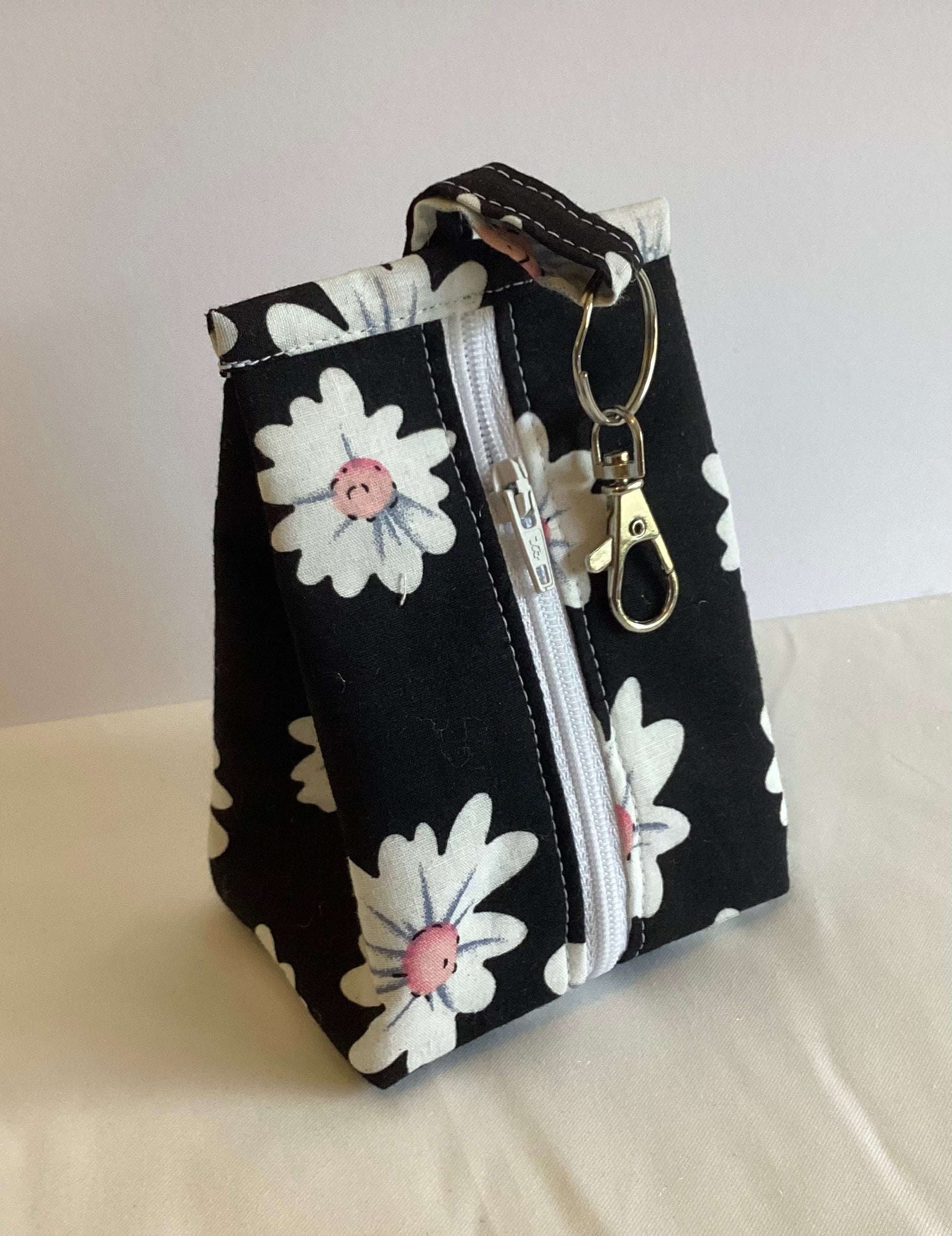 Triangular Bags