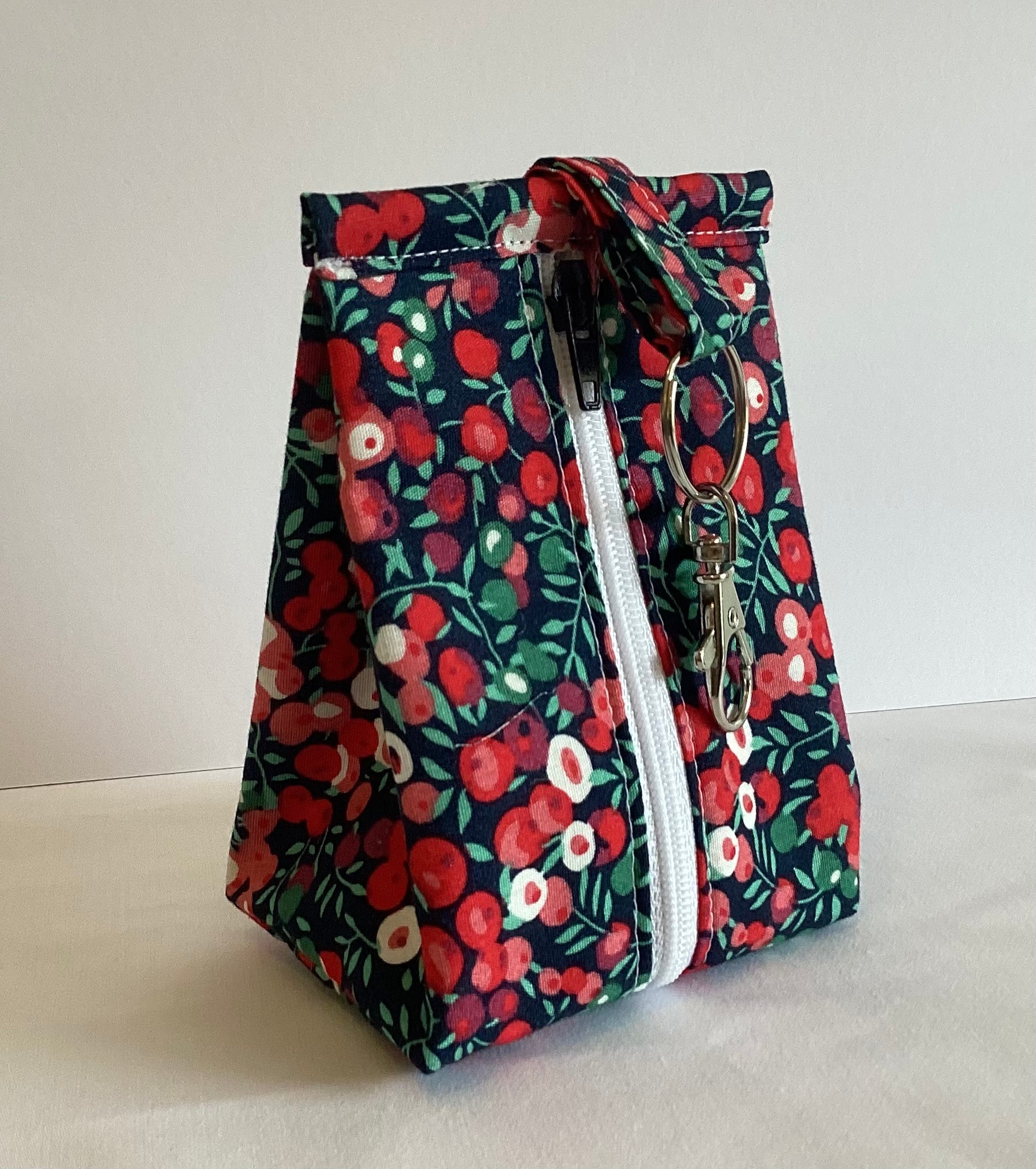 Red flower handmade triangular zipped coin and key pouch with lobster claw clasp